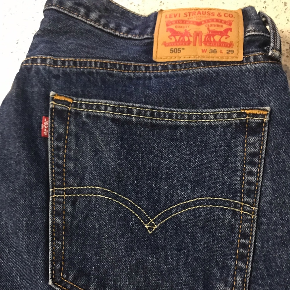 Men’s never worn only washed once Levi’s